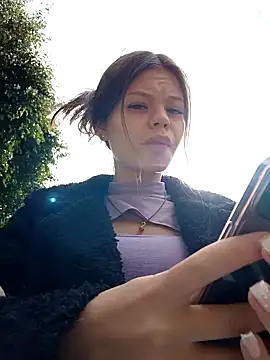 Violeta 12- online show from January 30, 2:25 pm