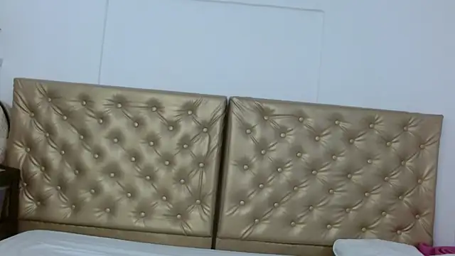 Alessiiaa  online show from January 12, 1:37 pm