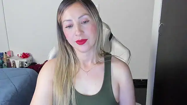 Andreina Suann online show from February 11, 1:20 pm