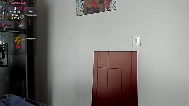 Snapshot of Simply_Zoe__ chatting on December 5, 5:09 pm Simply Zoe online show from December 5, 5:09 pm