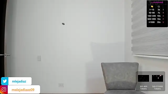 MalejaDiaz  online show from December 22, 12:27 pm