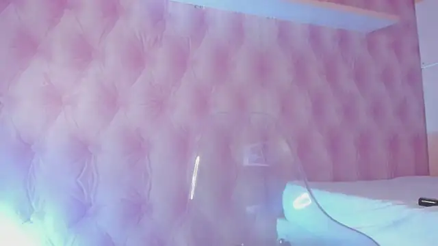 Snapshot of Hilary-banks chatting on March 16, 7:48 am Hilary-banks online show from March 16, 7:48 am