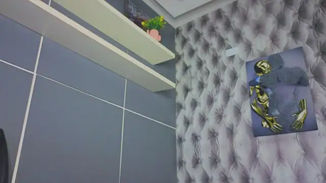 Snapshot of Hilary-banks chatting on September 17, 4:25 am Hilary-banks online show from September 17, 4:25 am