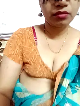 Snapshot of Hotanita99 chatting on January 15, 4:57 am Hotanita99 online show from January 15, 4:57 am