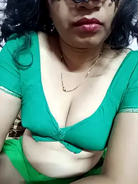 Snapshot of Hotanita99 chatting on February 9, 12:30 pm Hotanita99 online show from February 9, 12:30 pm