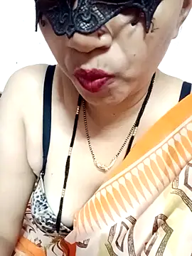 Snapshot of Hotanita99 chatting on March 3, 12:58 pm Hotanita99 online show from March 3, 12:58 pm