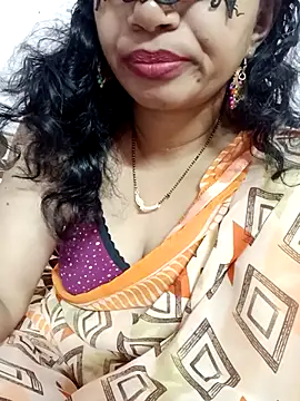 Snapshot of Hotanita99 chatting on March 13, 4:49 am Hotanita99 online show from March 13, 4:49 am