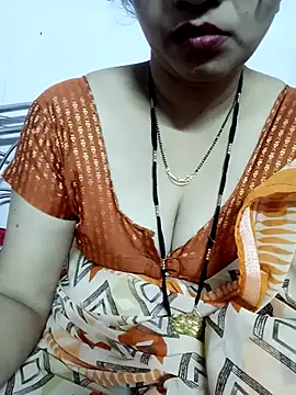 Snapshot of Hotanita99 chatting on October 3, 5:04 am Hotanita99 online show from October 3, 5:04 am