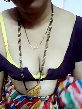 Snapshot of Hotanita99 chatting on October 23, 5:29 am Hotanita99 online show from October 23, 5:29 am