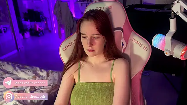 Snapshot of pearl_princess_ chatting on December 7, 6:21 am pearl princess online show from December 7, 6:21 am