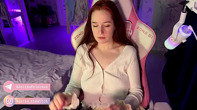 Snapshot of pearl_princess_ chatting on December 23, 9:40 pm pearl princess online show from December 23, 9:40 pm