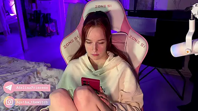 Snapshot of pearl_princess_ chatting on January 14, 10:12 pm pearl princess online show from January 14, 10:12 pm