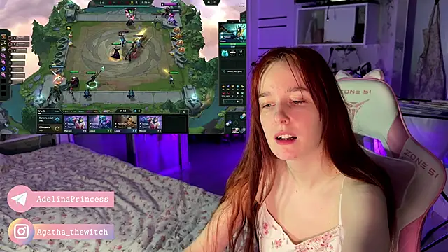 Snapshot of pearl_princess_ chatting on January 21, 12:25 am pearl princess online show from January 21, 12:25 am