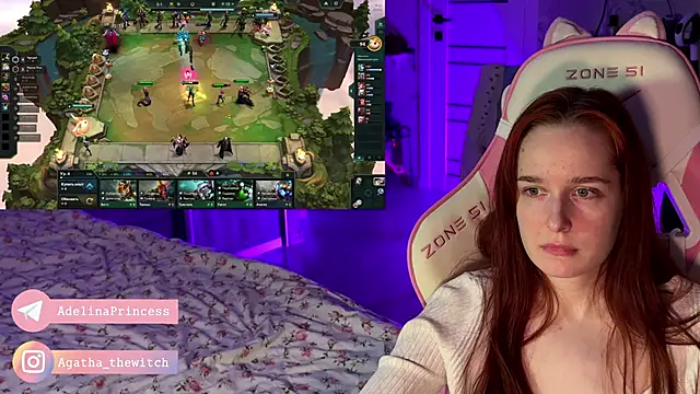 Snapshot of pearl_princess_ chatting on February 1, 2:26 am pearl princess online show from February 1, 2:26 am