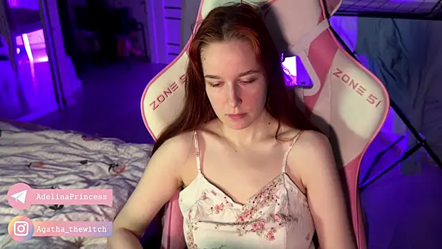 Snapshot of pearl_princess_ chatting on February 15, 1:31 am pearl princess online show from February 15, 1:31 am