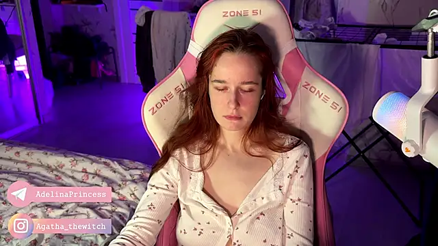 Snapshot of pearl_princess_ chatting on February 28, 11:14 am pearl princess online show from February 28, 11:14 am