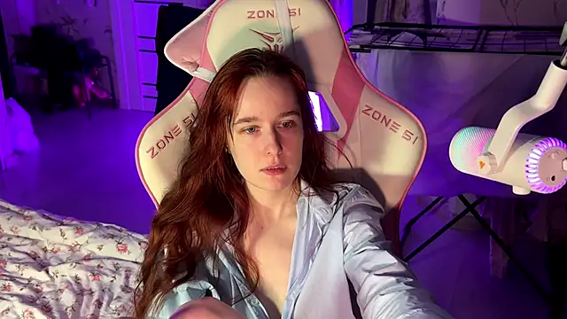 Snapshot of pearl_princess_ chatting on March 10, 2:06 am pearl princess online show from March 10, 2:06 am