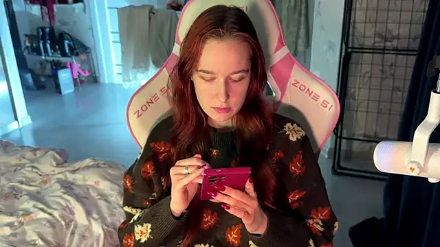 Snapshot of pearl_princess_ chatting on March 23, 12:26 am pearl princess online show from March 23, 12:26 am