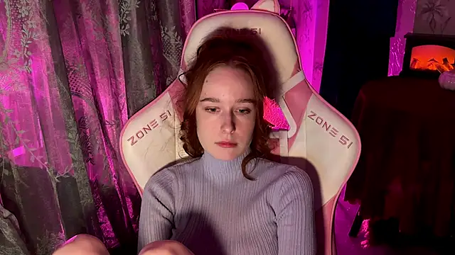 Snapshot of pearl_princess_ chatting on October 17, 1:57 pm pearl princess online show from October 17, 1:57 pm