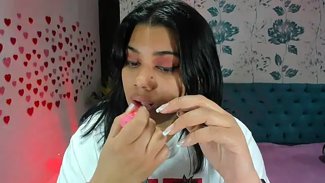 Snapshot of LindaBreeS chatting on February 2, 3:49 pm LindaBreeS online show from February 2, 3:49 pm