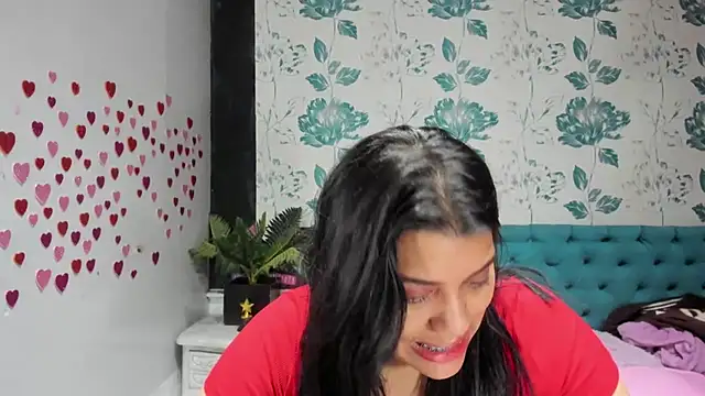 Snapshot of LindaBreeS chatting on March 4, 8:05 pm LindaBreeS online show from March 4, 8:05 pm