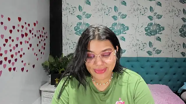 Snapshot of LindaBreeS chatting on March 15, 9:27 pm LindaBreeS online show from March 15, 9:27 pm