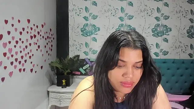 Snapshot of LindaBreeS chatting on March 21, 9:23 pm LindaBreeS online show from March 21, 9:23 pm