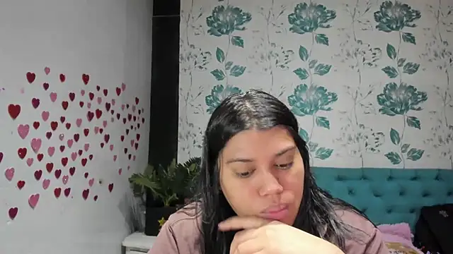 Snapshot of LindaBreeS chatting on March 22, 3:20 pm LindaBreeS online show from March 22, 3:20 pm