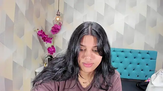 Snapshot of LindaBreeS chatting on September 29, 2:22 pm LindaBreeS online show from September 29, 2:22 pm