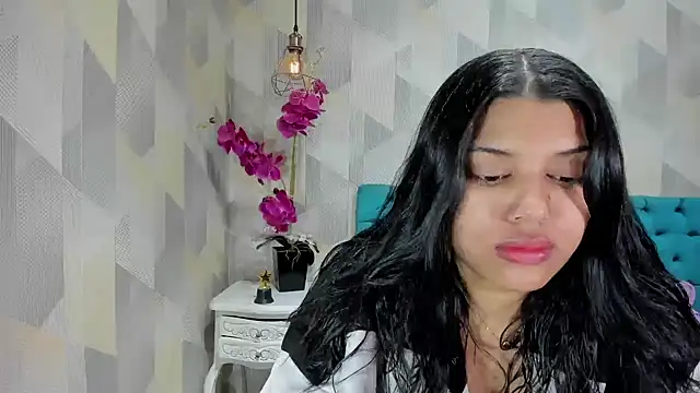 Snapshot of LindaBreeS chatting on October 7, 12:57 pm LindaBreeS online show from October 7, 12:57 pm