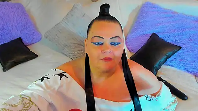 MilanaBiegert online show from January 18, 2:33 pm