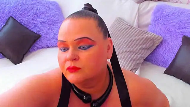 MilanaBiegert online show from February 17, 12:38 pm