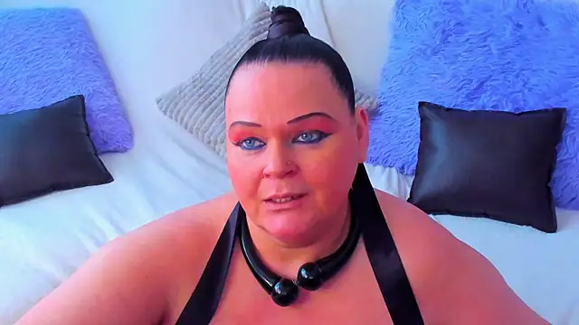 MilanaBiegert online show from March 2, 12:01 pm