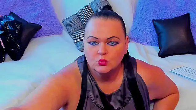 MilanaBiegert online show from September 22, 7:32 am