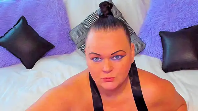 MilanaBiegert online show from October 4, 8:56 am