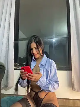 Snapshot of Nikothyna chatting on January 30, 7:50 am Nikothyna online show from January 30, 7:50 am