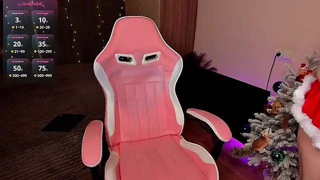 Snapshot of Jane_Paws chatting on December 26, 1:40 am Jane Paws online show from December 26, 1:40 am