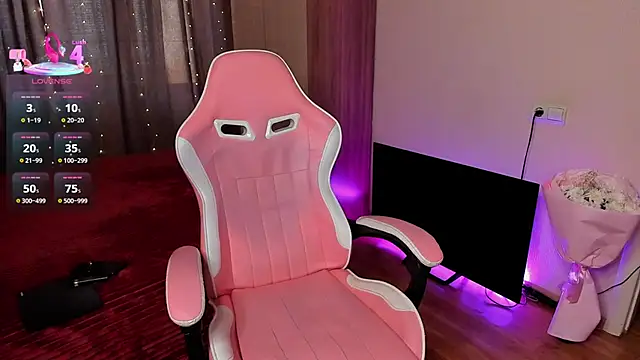 Snapshot of Jane_Paws chatting on September 25, 1:31 am Jane Paws online show from September 25, 1:31 am