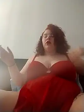 lolabun247 online show from January 24, 9:05 pm