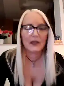 kikkastar online show from January 13, 7:42 pm