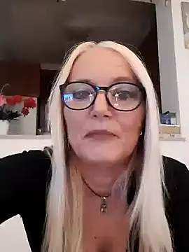 kikkastar online show from January 14, 8:37 pm