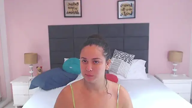 MadisonJenner online show from January 4, 10:49 am