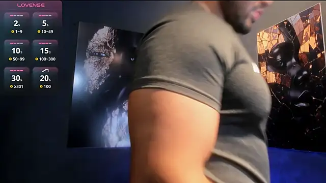 Snapshot of Big_furry_bear13 chatting on September 27, 5:23 am Big furry bear13 online show from September 27, 5:23 am