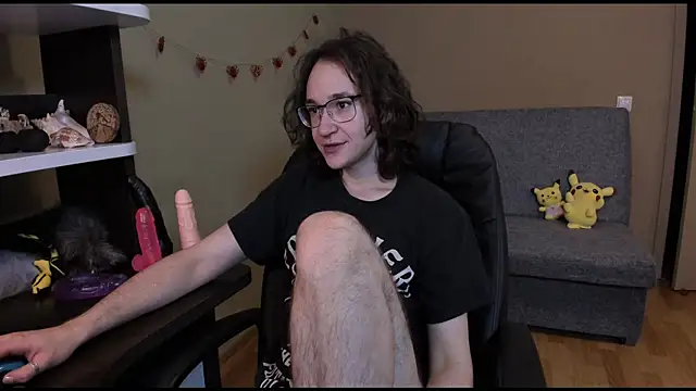 Snapshot of zackstivens chatting on December 2, 11:51 pm zackstivens online show from December 2, 11:51 pm