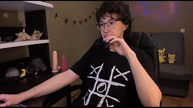 Snapshot of zackstivens chatting on February 5, 11:50 pm zackstivens online show from February 5, 11:50 pm