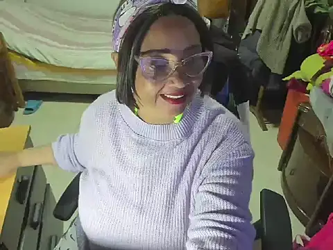 Mrs mommy  online show from March 12, 10:17 pm