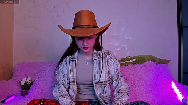 Ksuhesa online show from February 21, 7:12 am