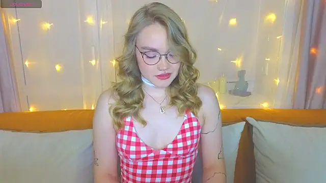 Aurora Golden1 online show from March 3, 4:14 pm