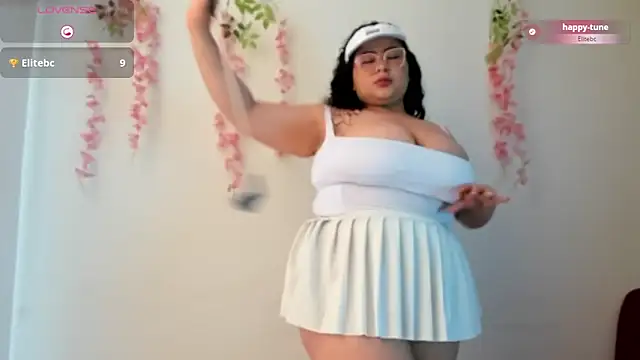 jessica hot 28 online show from September 13, 3:45 pm