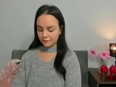 KendalNew online show from December 9, 5:08 pm